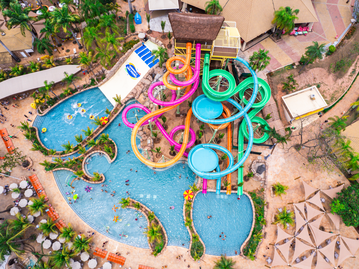 Melhores parques aquáticos regionais para o verão.